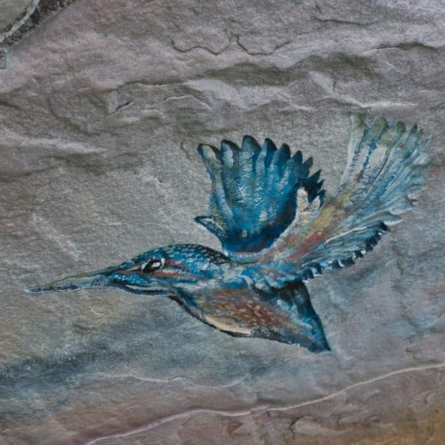 Urnengrabstein Irokko geflammt mit Symbolik Eisvogel